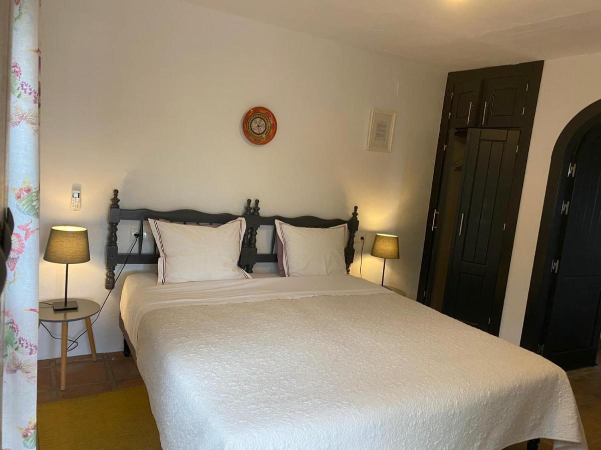 Bed & Breakfast El Nispero Dulce 3*