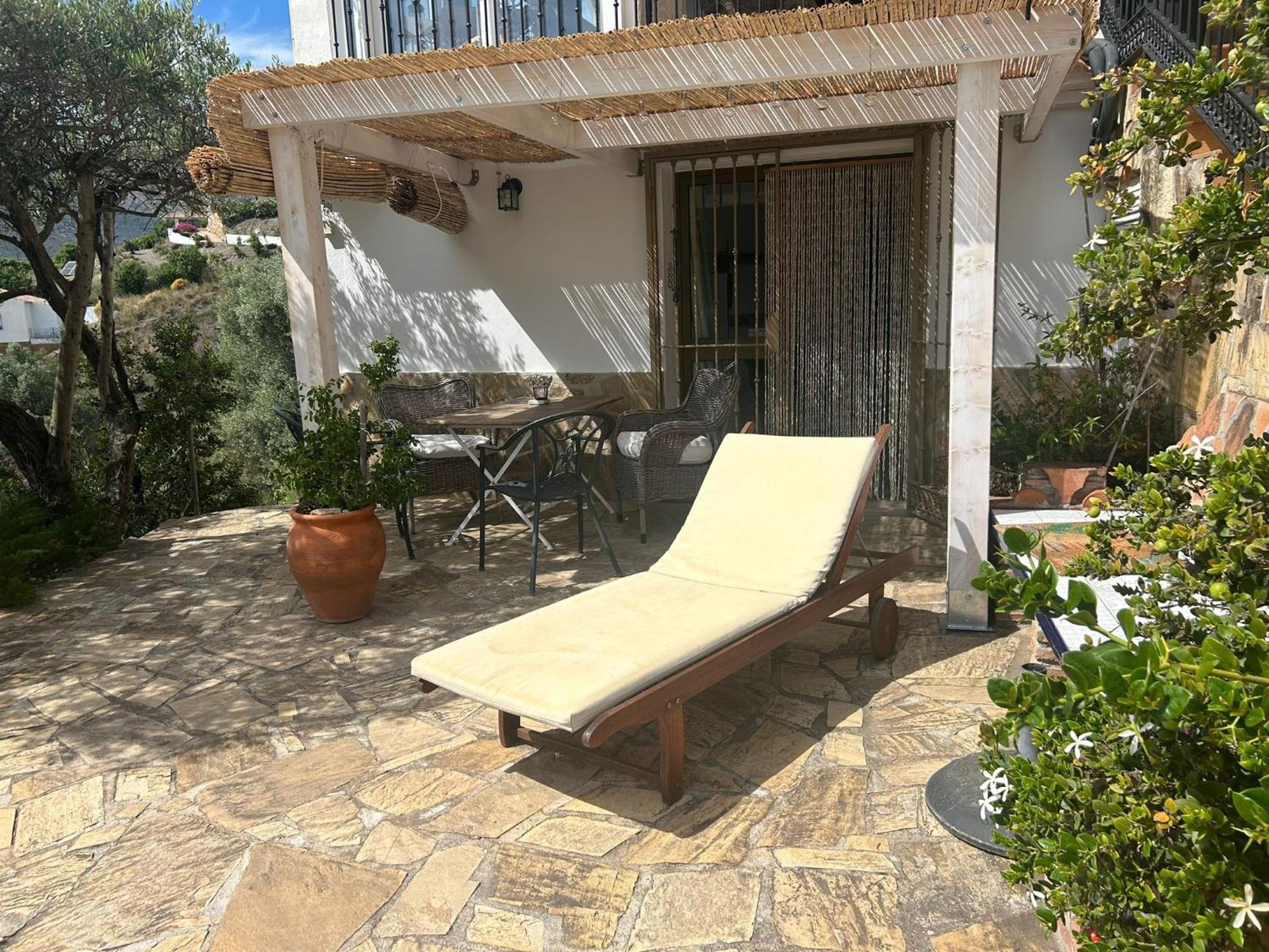 El Nispero Dulce Bed & Breakfast